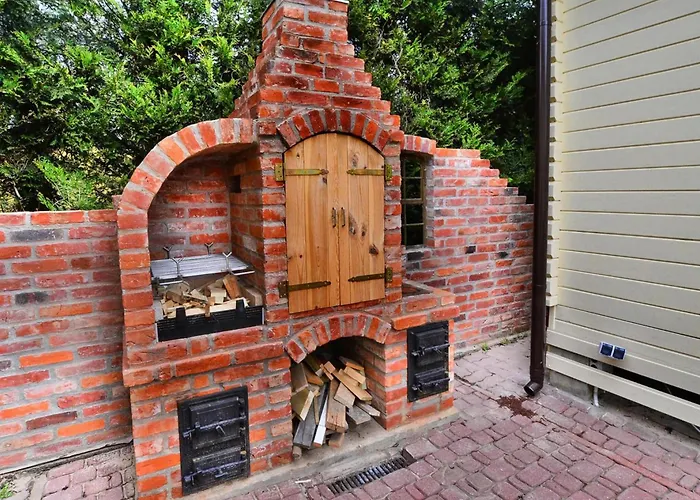 Comfortable Homes With Air Conditioning בית נופש